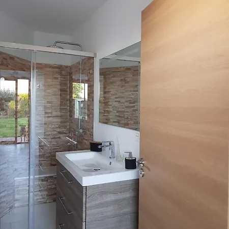 Homestay Villamonica