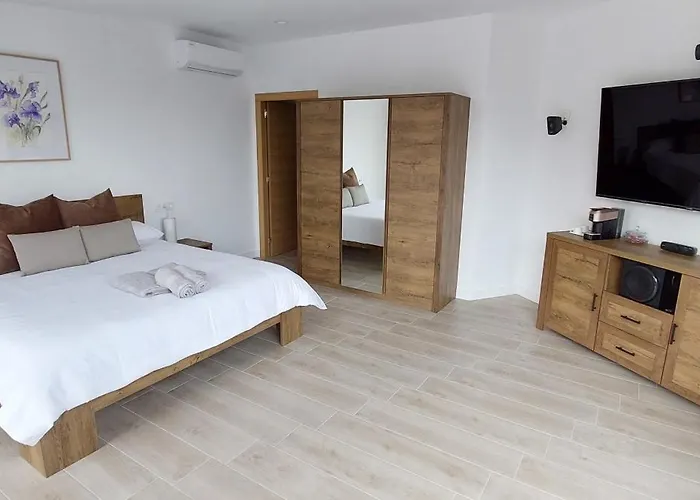 Villamonica * Torrellano